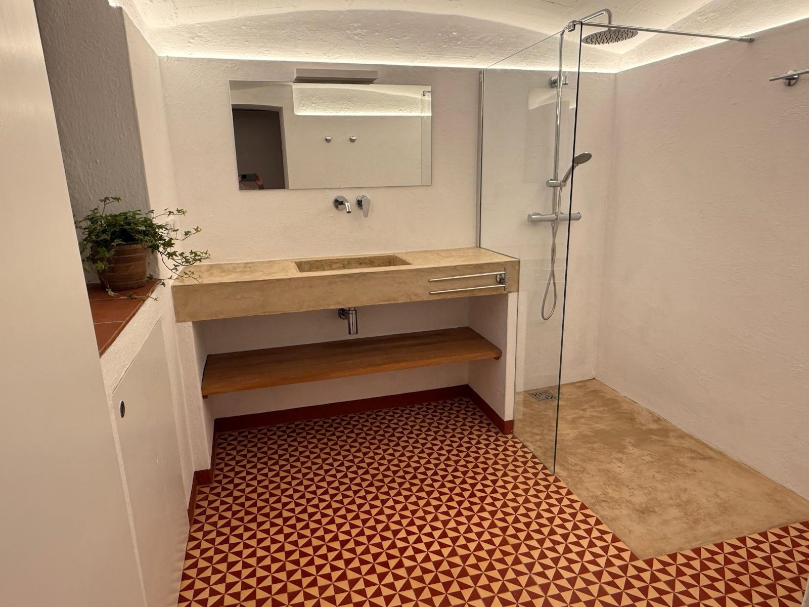 Tamariu 2 – Renovated Duplex w/ garden & sun · wifi · Oasis 50 m from beach