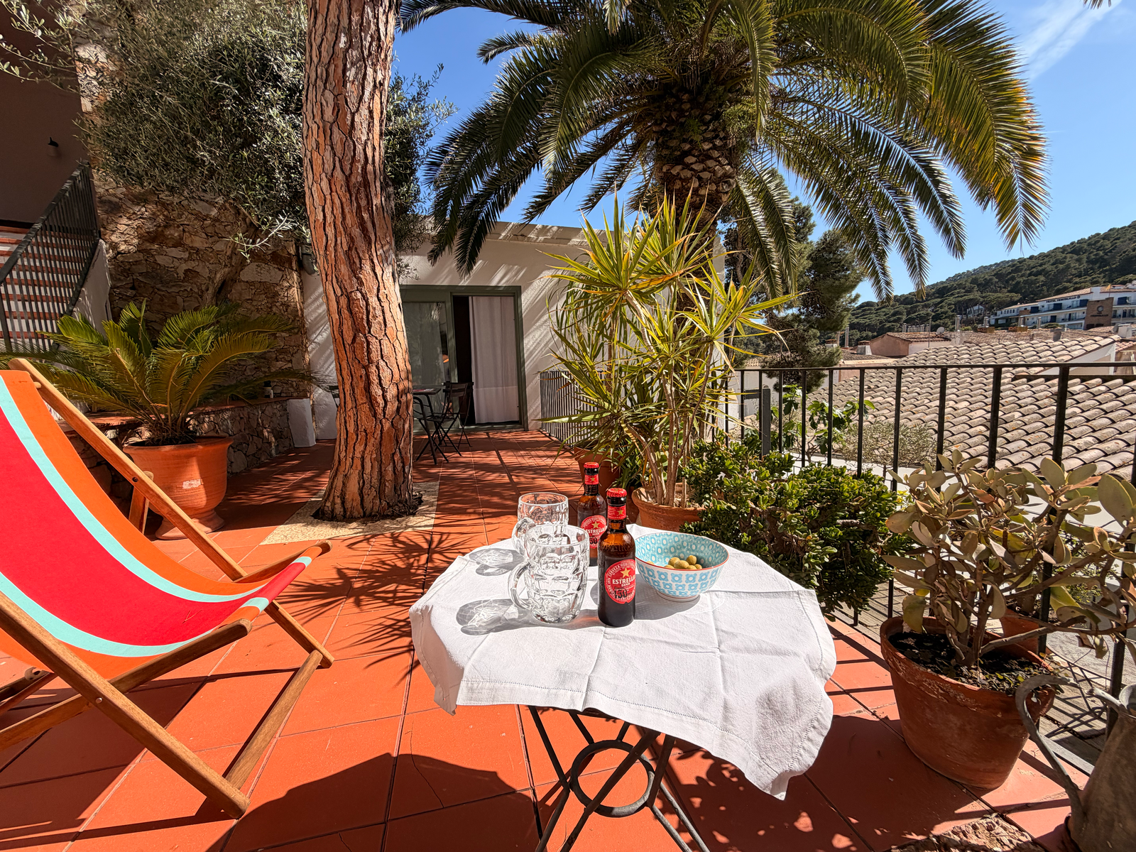Tamariu 2 – Duplex mit Garten & Sonne · WLAN · Oase 50 m vom Strand