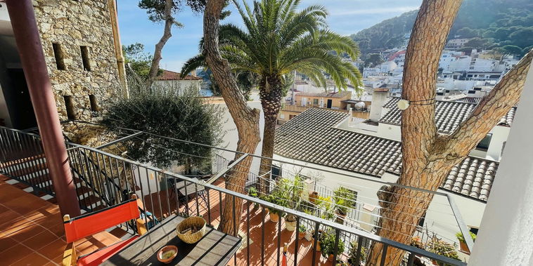 Live the dream, surrounded by nature and just a few steps from the sea.