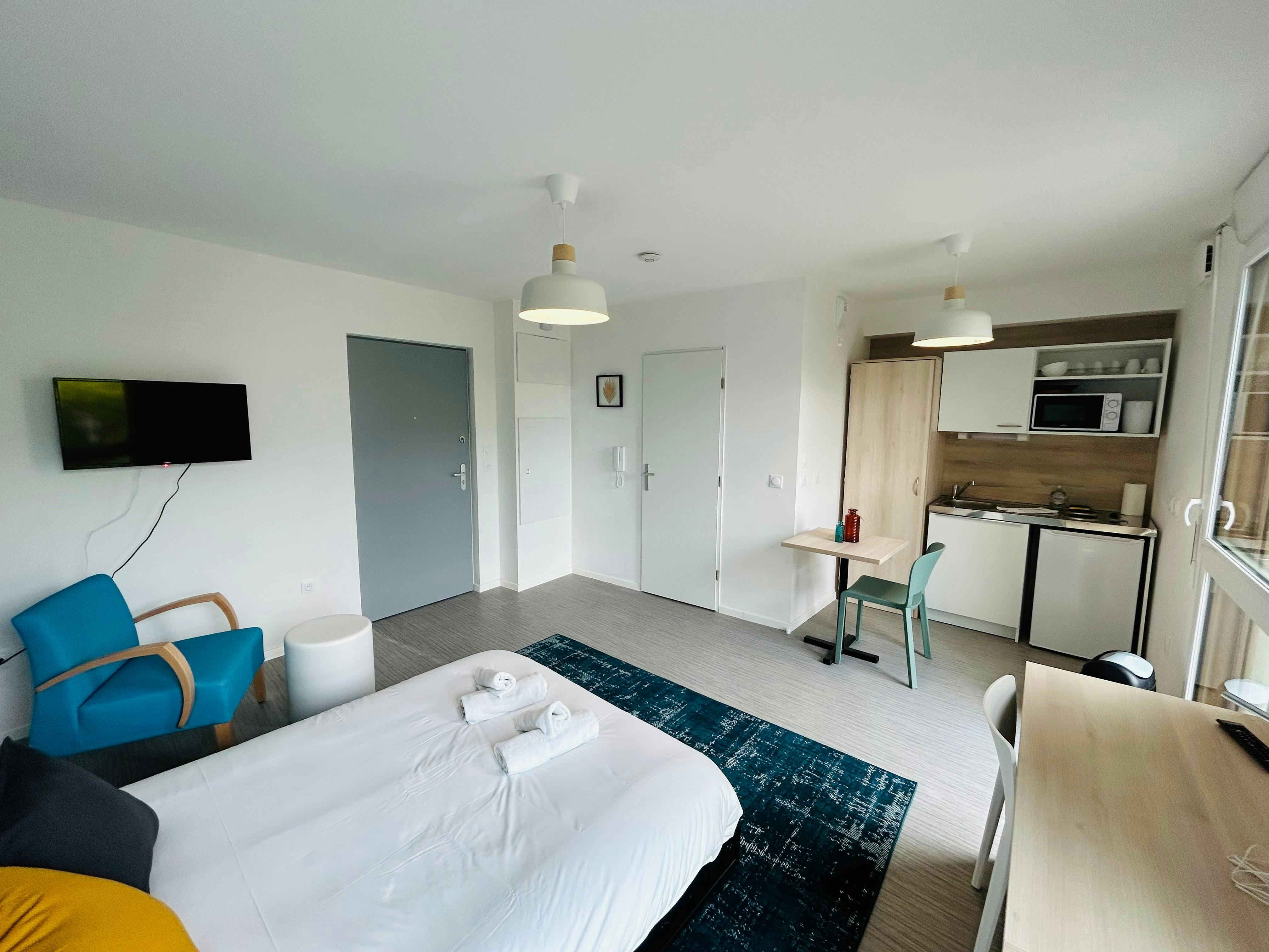 We Live In R - Suite 301