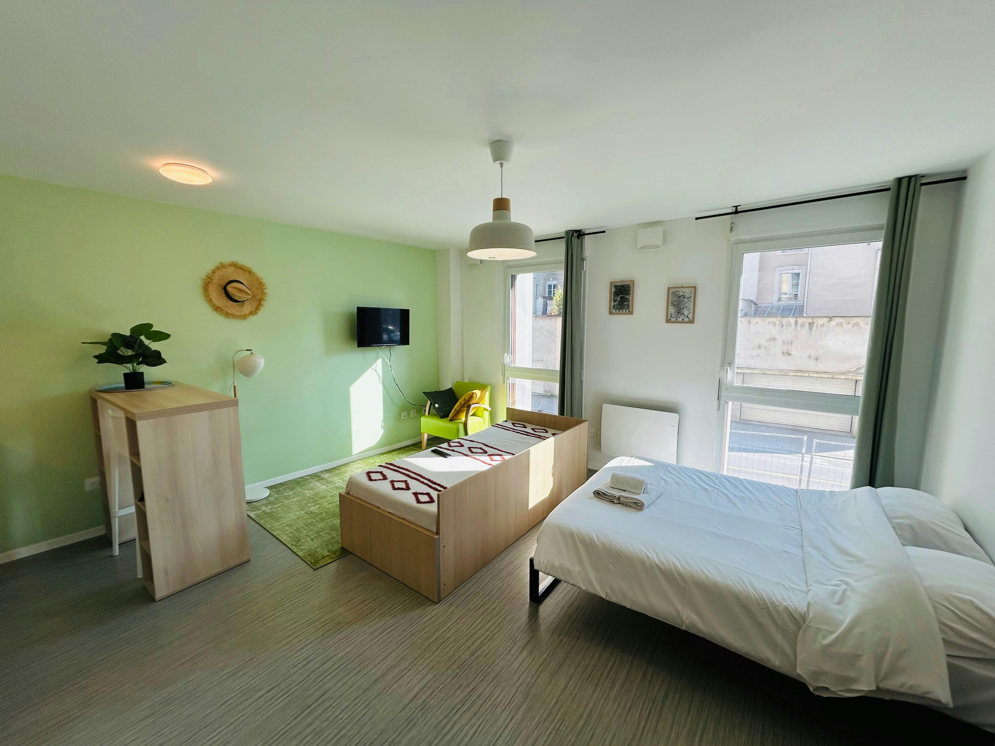 We Live In R - Suite 102