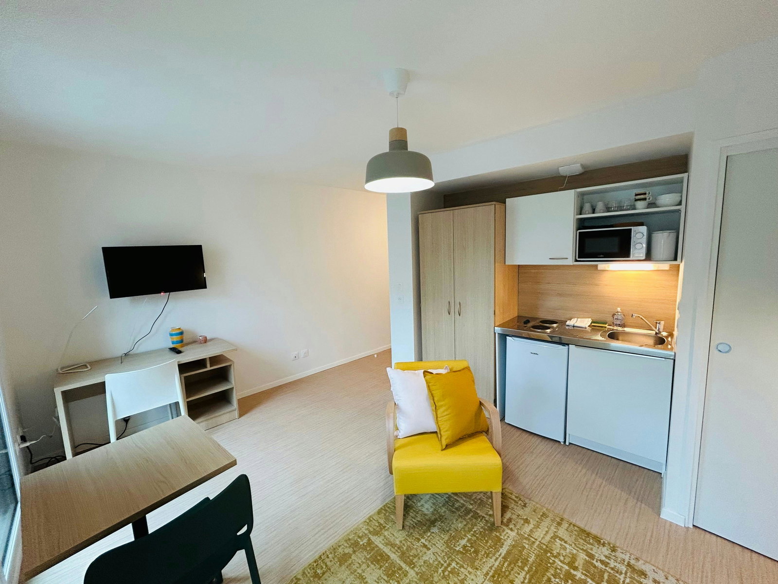 Studio Moderne au Cœur de Reims - Suite 101