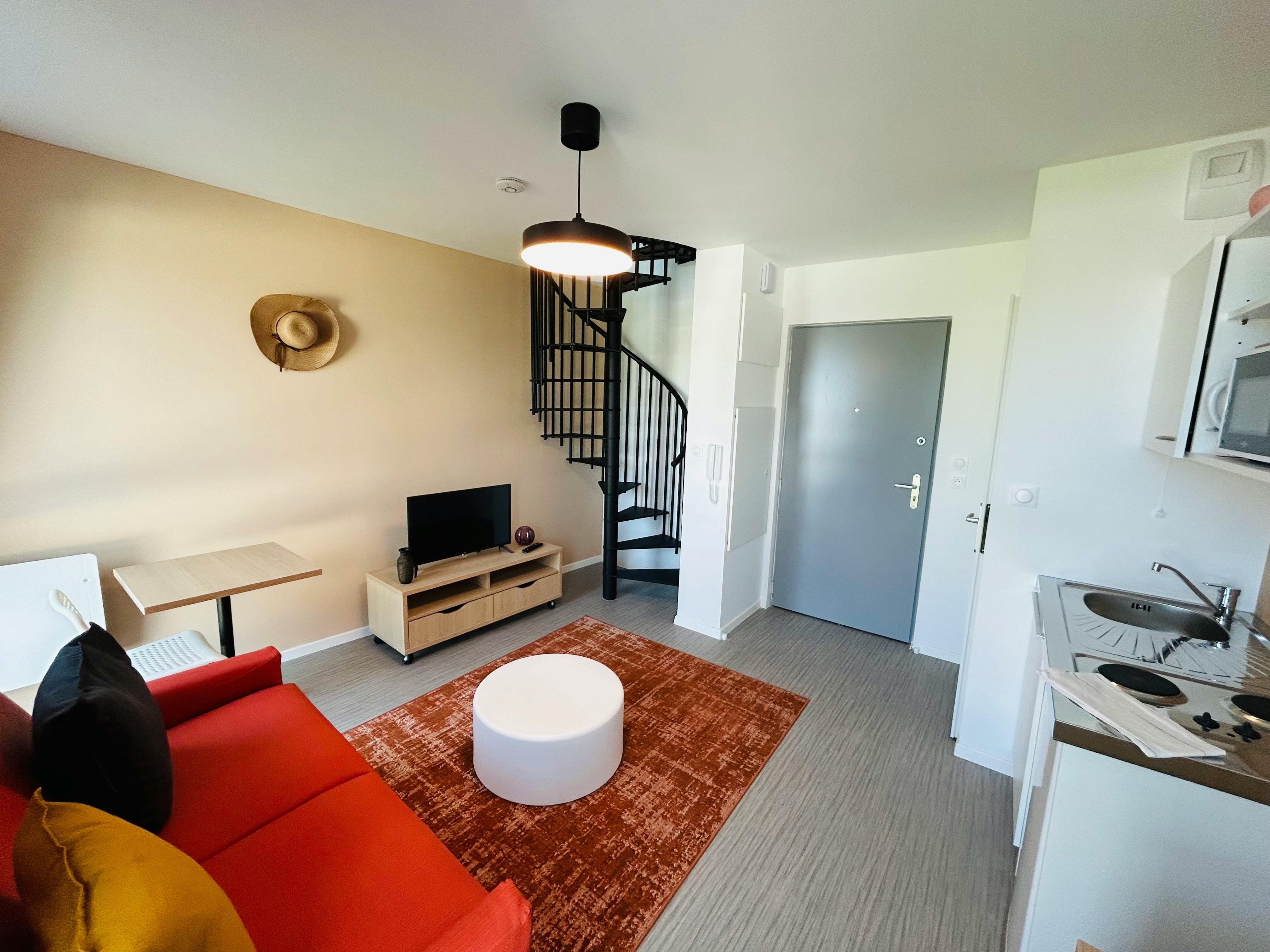 We Live in R - Duplex 501 - Cathédrale