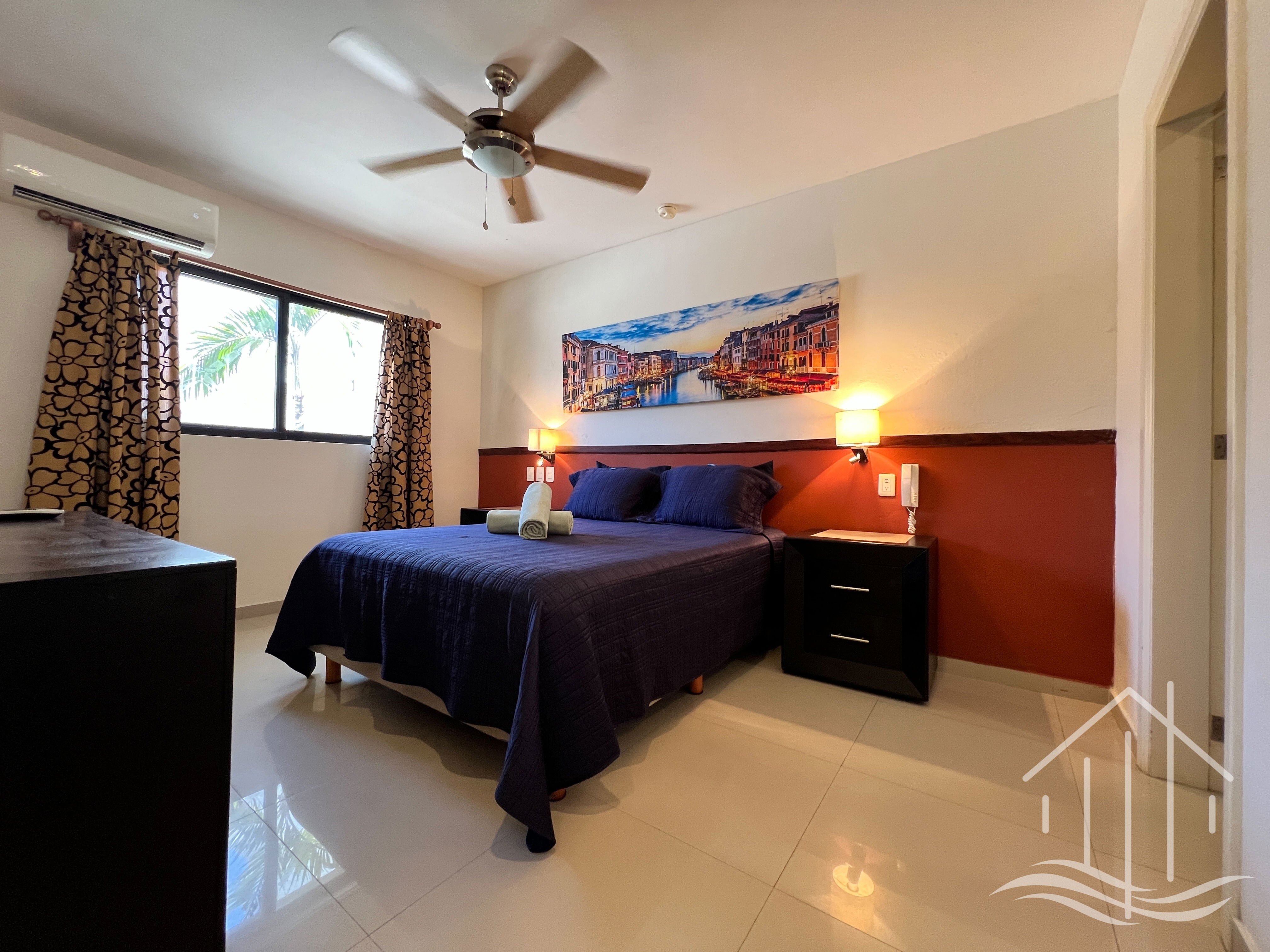 Luxe 2BR Apt w/ Rooftop-1 Min to Beach in Sabalo