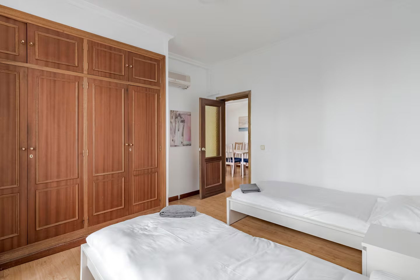 Apartamento en Madrid Centro, cerca de Atocha y AVE. Capacidad para 6 personas.