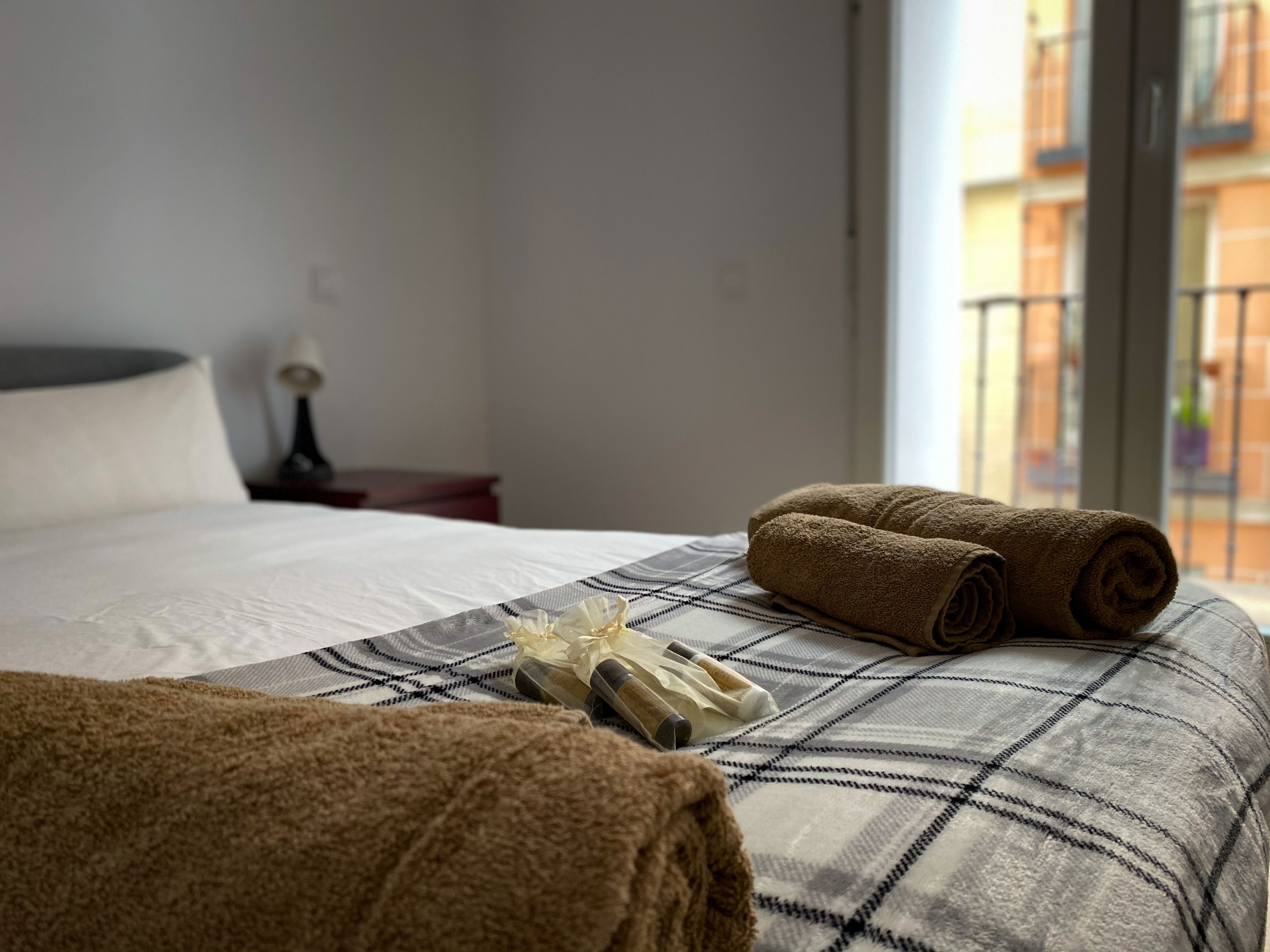 Cozy apartment in the heart of Madrid (Sol)