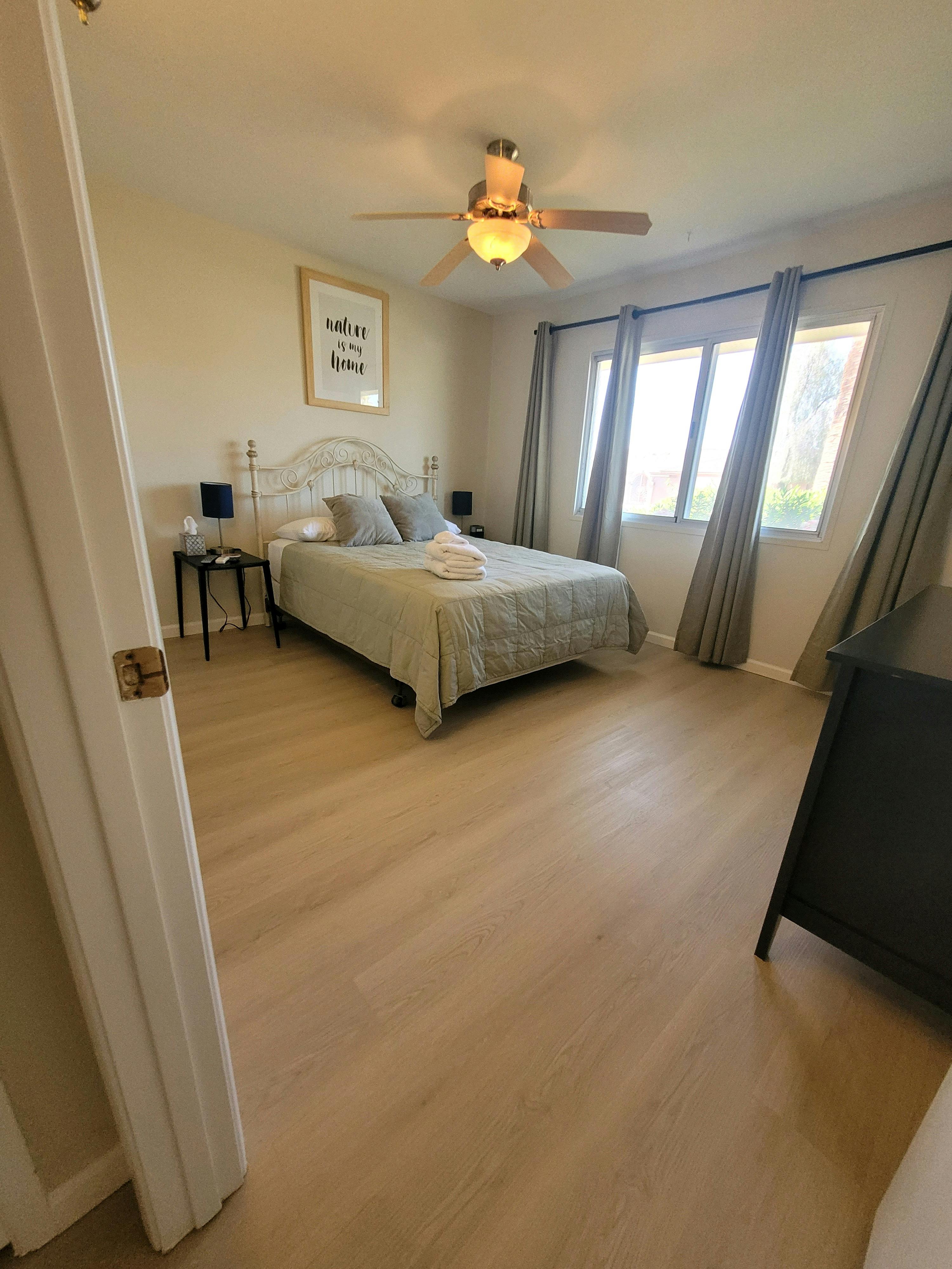 CASA Allegro: Senior Paradise-2 Bed 2 Baths 1 KING