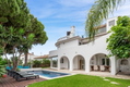 Luxury Villa with Sea Views, Private Pool & Rooftop Jacuzzi