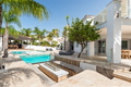 6BR Luxury Villa with Infinity Pool