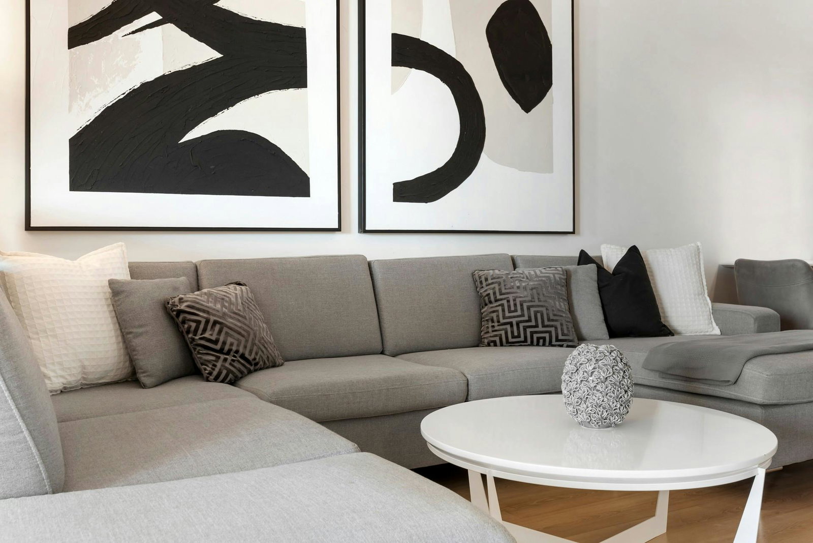 Apartamento con piscinas sauna jacuzzi y vistas panorámicas