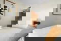 Apartamento con piscinas sauna jacuzzi y vistas panorámicas