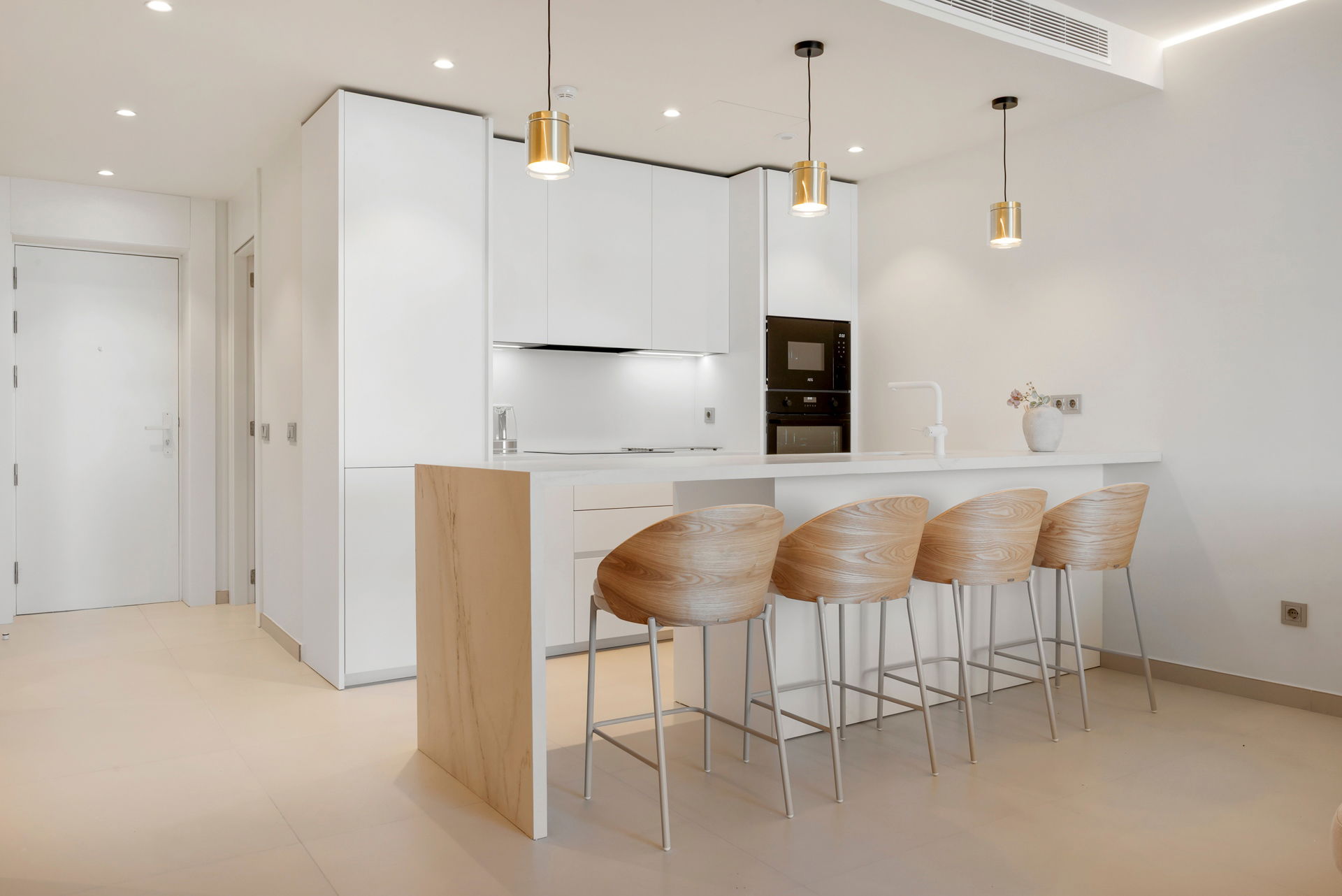 Apartamento premium con terraza y vistas panorámicas al mar en Higuerón