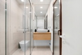 Elegante apartamento de 2 dormitorios con jardín privado y jacuzzi en Higuerón