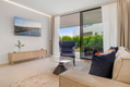 Elegante apartamento de 2 dormitorios con jardín privado y jacuzzi en Higuerón