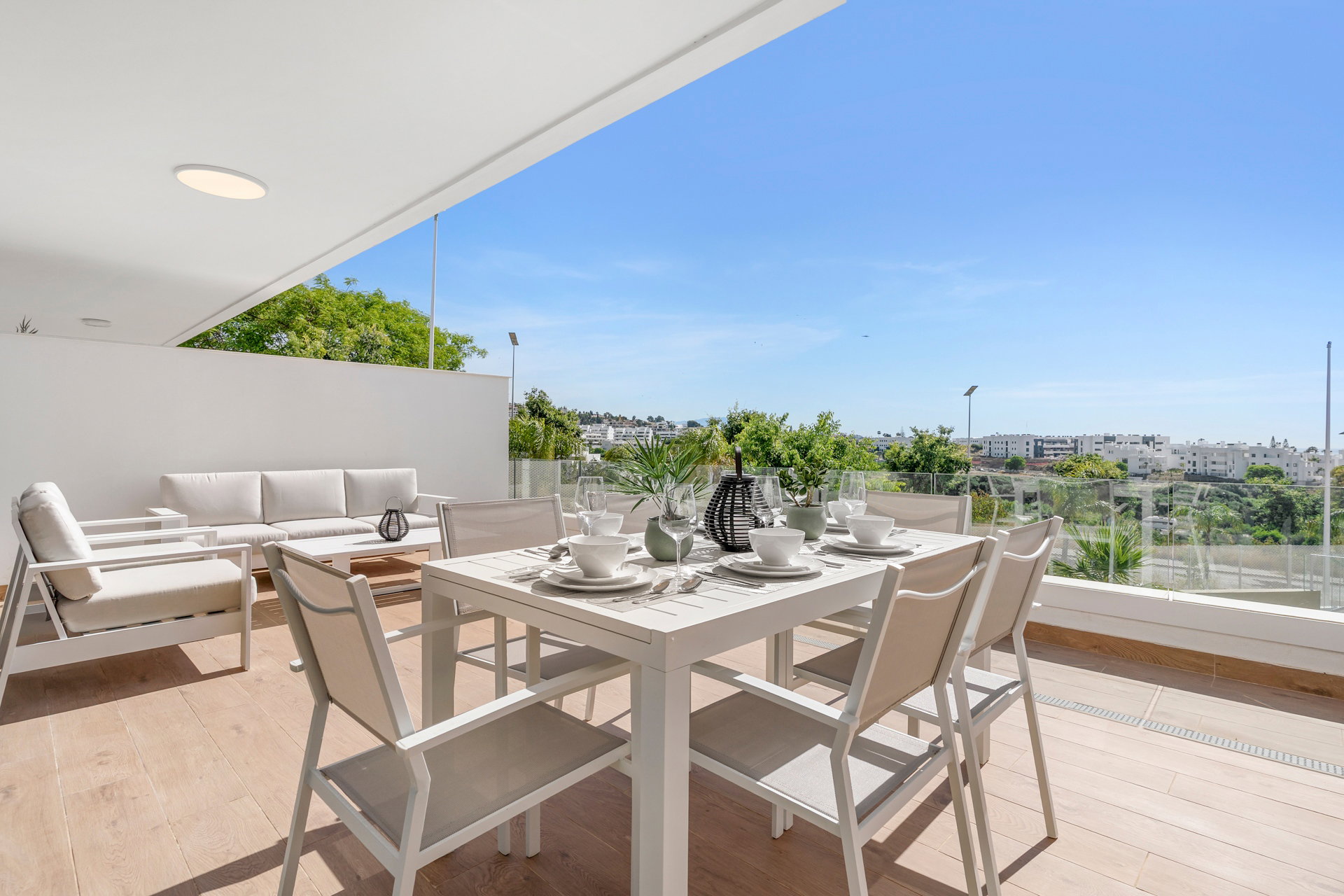 Peaceful Estepona Escape with Terrace & Pool Access