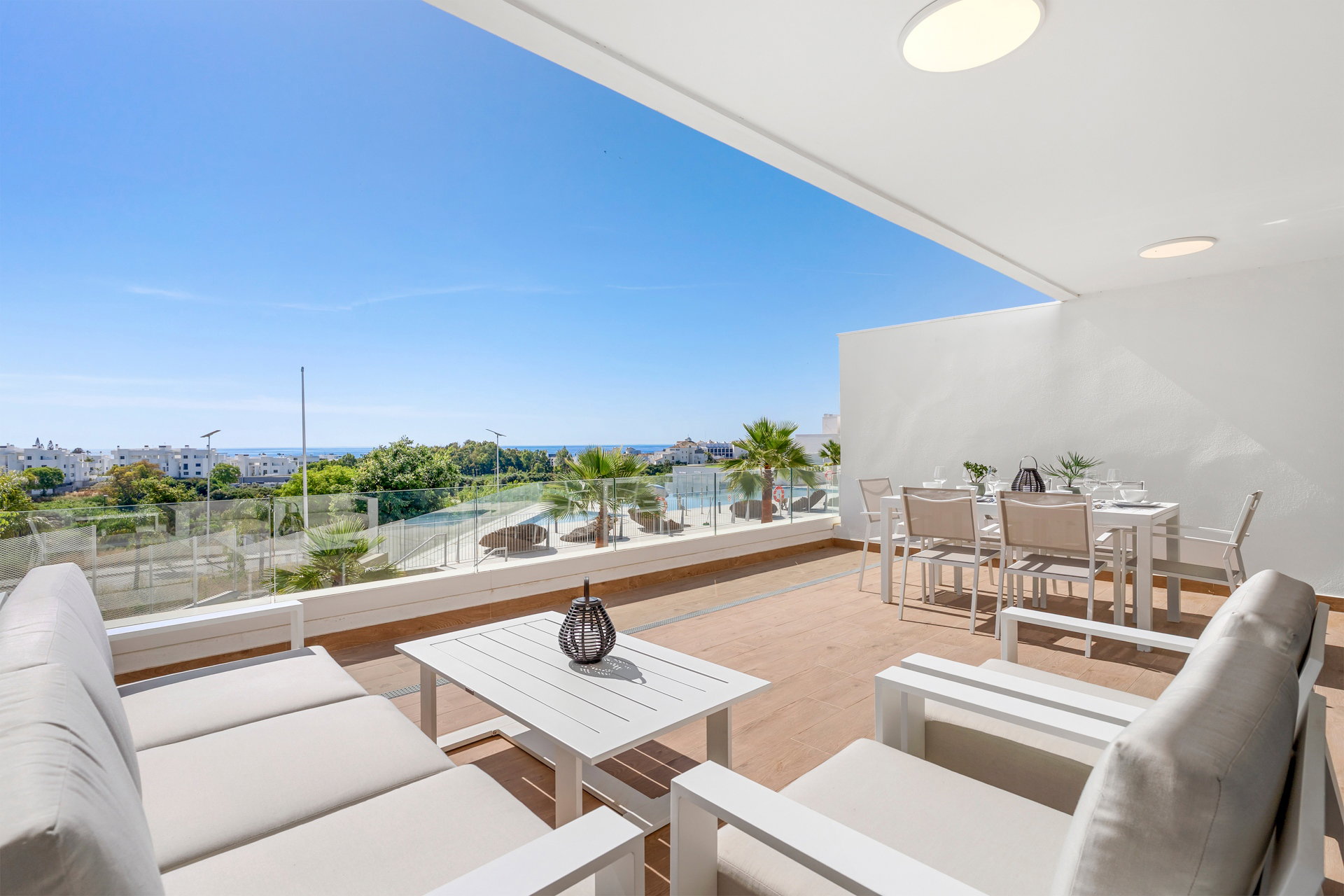 Peaceful Estepona Escape with Terrace & Pool Access
