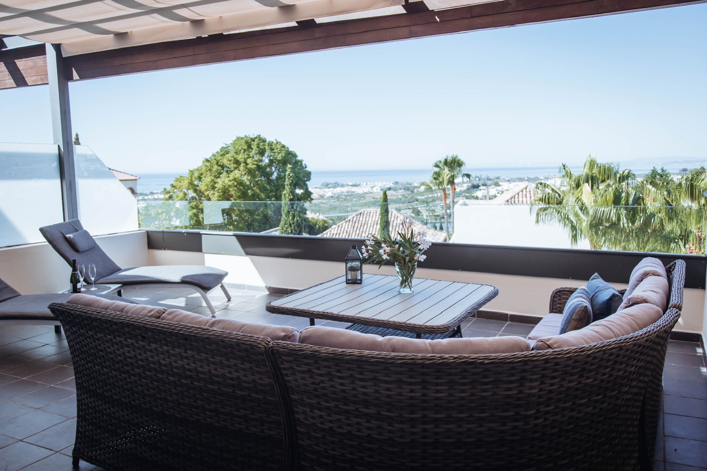 5-Star Resort Apartment with Scenic Views