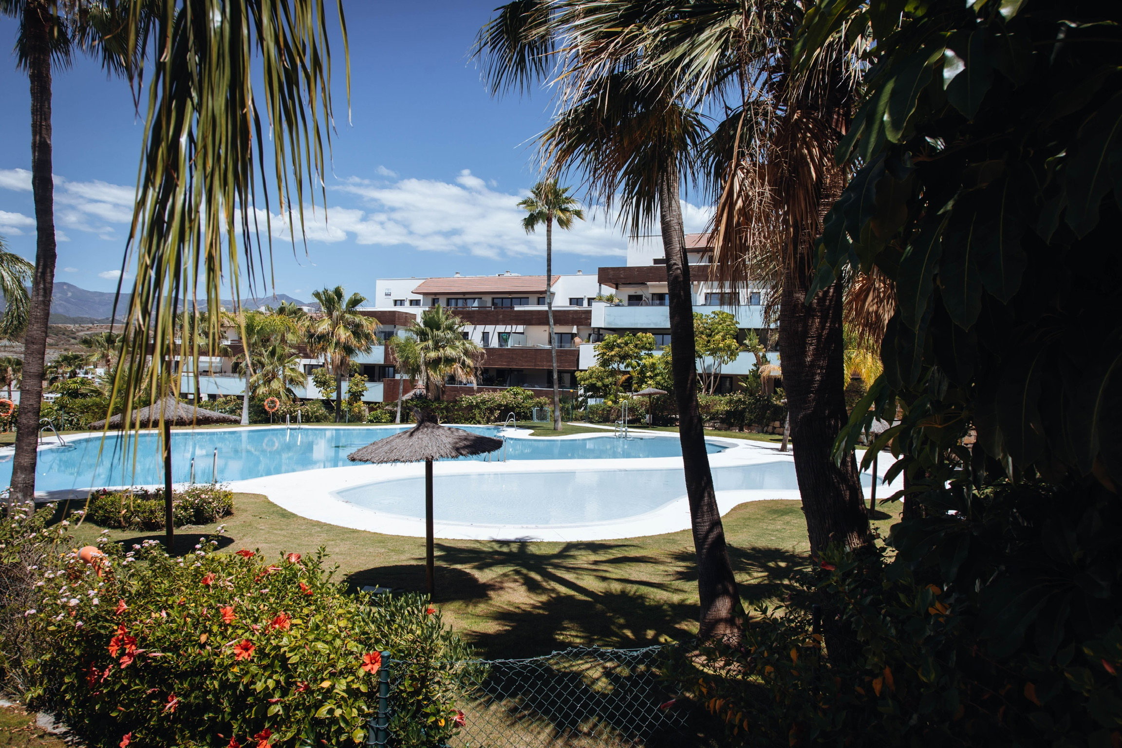 5-Star Resort Apartment with Scenic Views