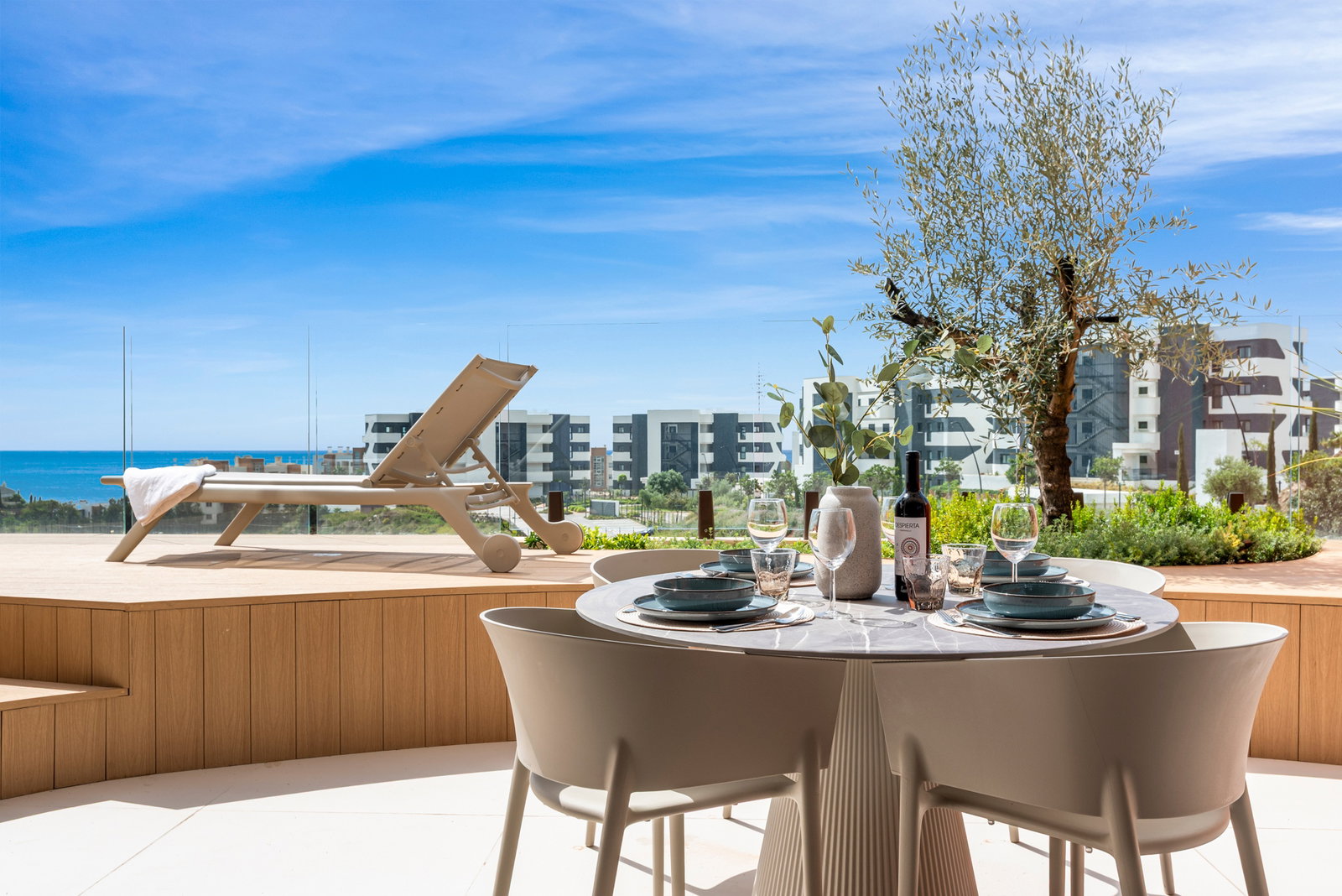 Apartamento de Lujo con Piscina Privada en Higueron