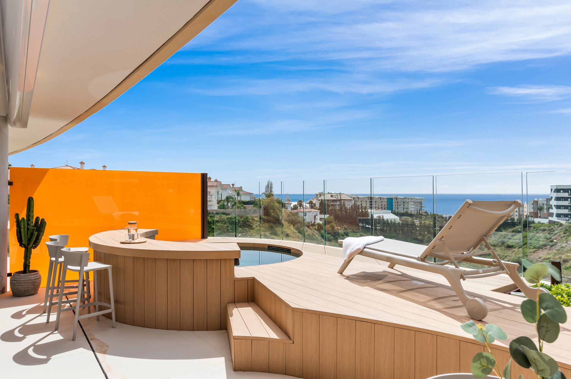 Apartamento de Lujo con Piscina Privada en Higueron