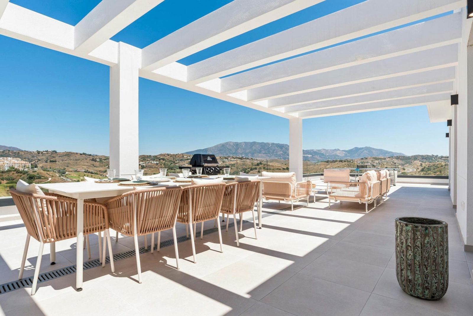 Precioso apartamento con vistas espectaculares y terrazas amplias