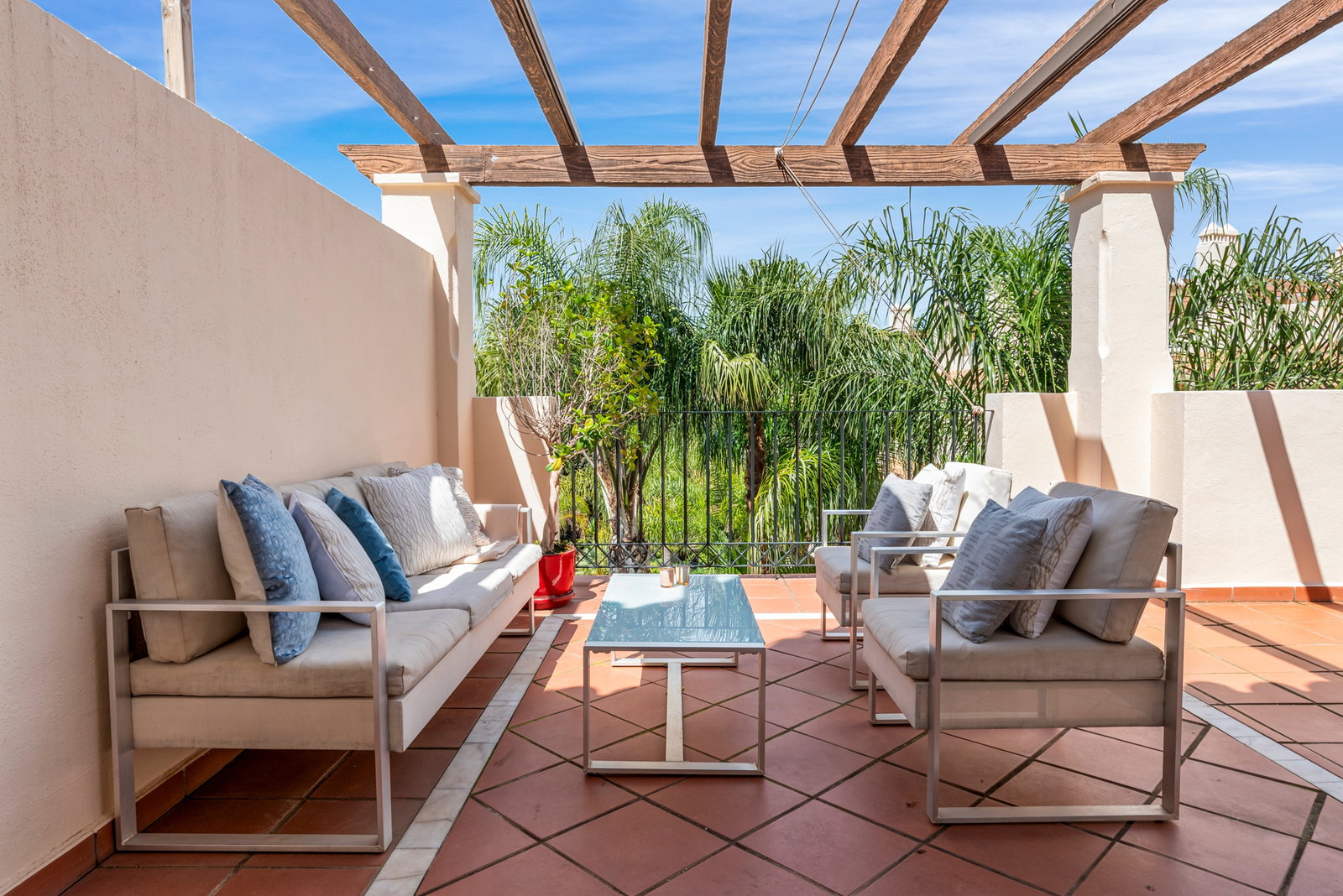 Apartamento tranquilo con vistas al golf en Marbella