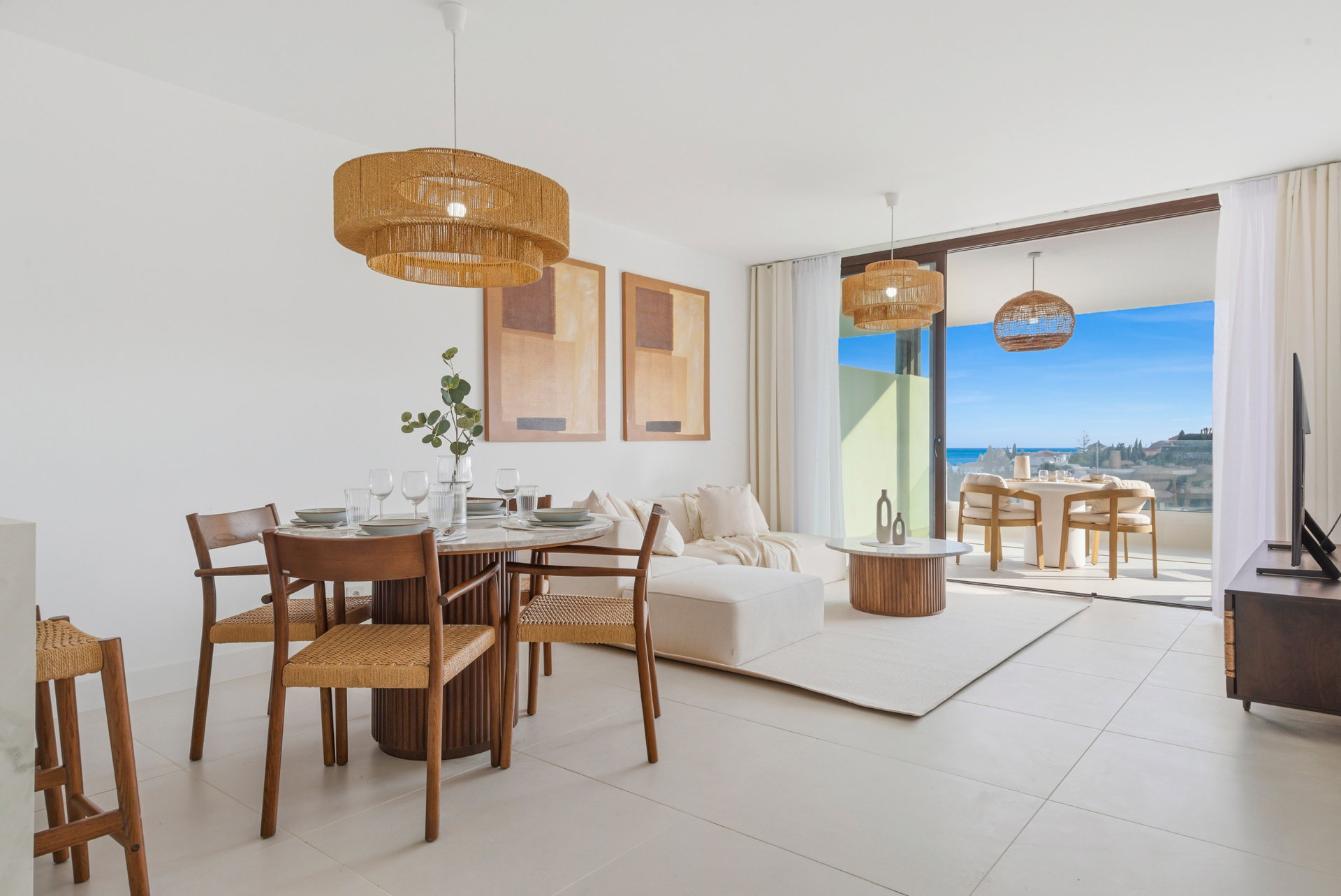 Exclusivo apartamento con terraza y vistas al mar en Lomas Higuerón
