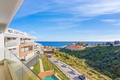 Exclusivo apartamento con terraza y vistas al mar en Lomas Higuerón