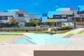 ¡Lujo, Confort y Piscina en la Costa del Sol!