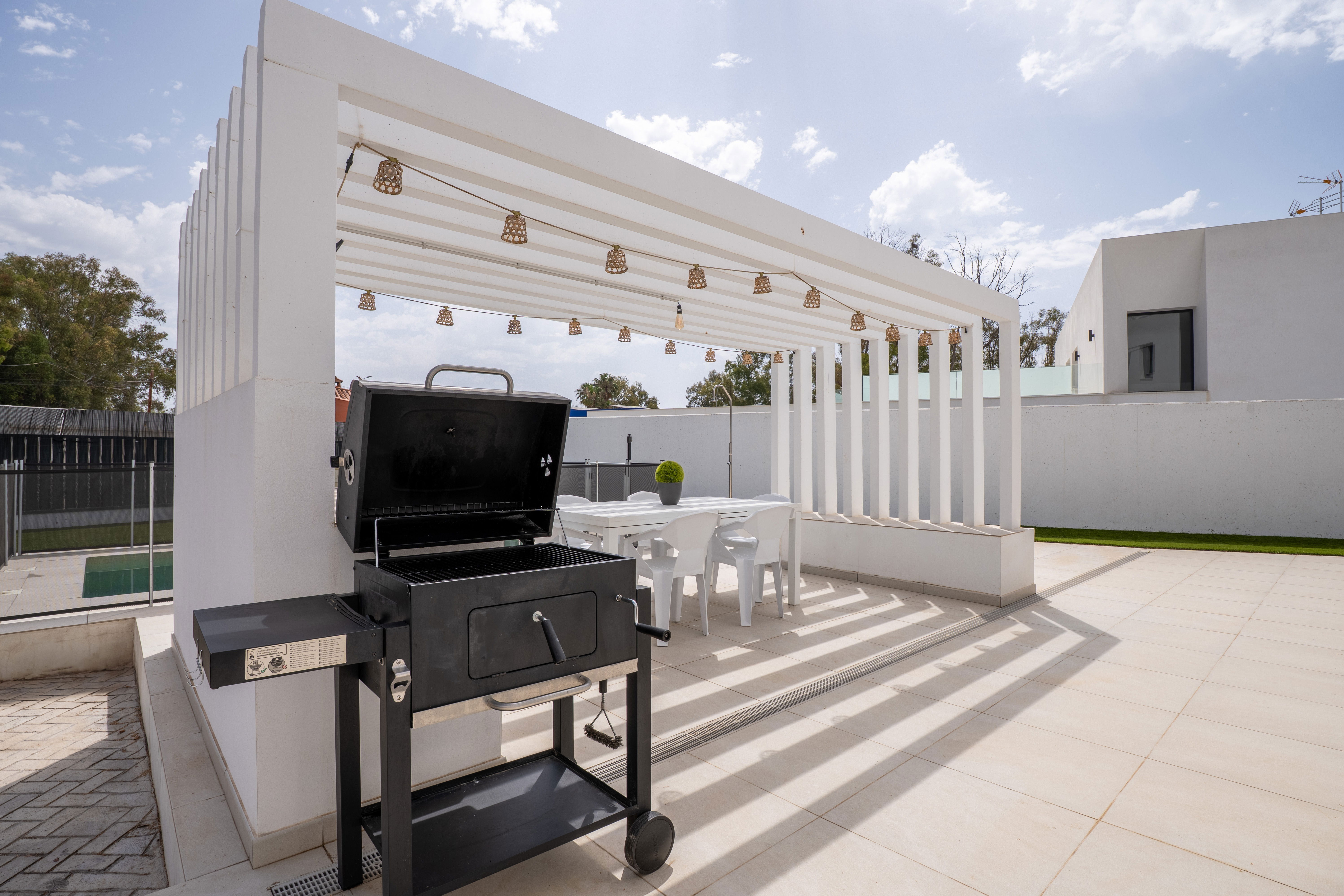 🌴 Disfruta del sol y la tranquilidad en tu propio oasis privado