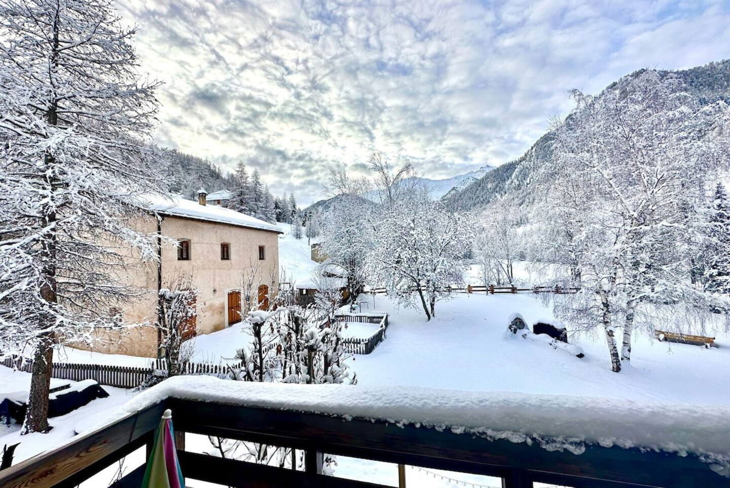 Casa-Le Gerland pretty duplex in a chalet St-Veran