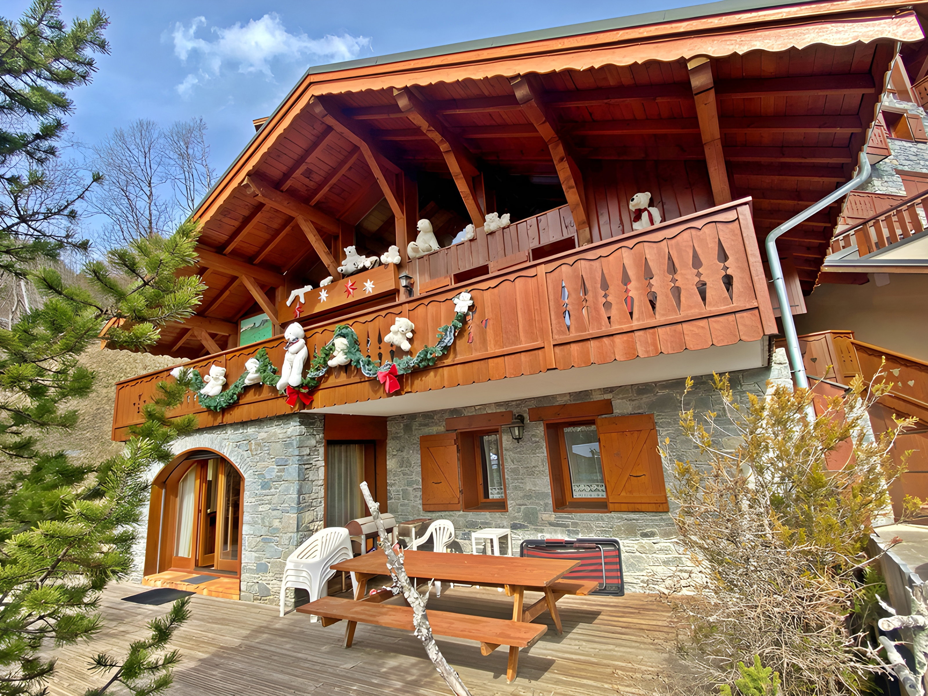 CASA-Chalet du Merle 1: An Alpine Escape in Champagny