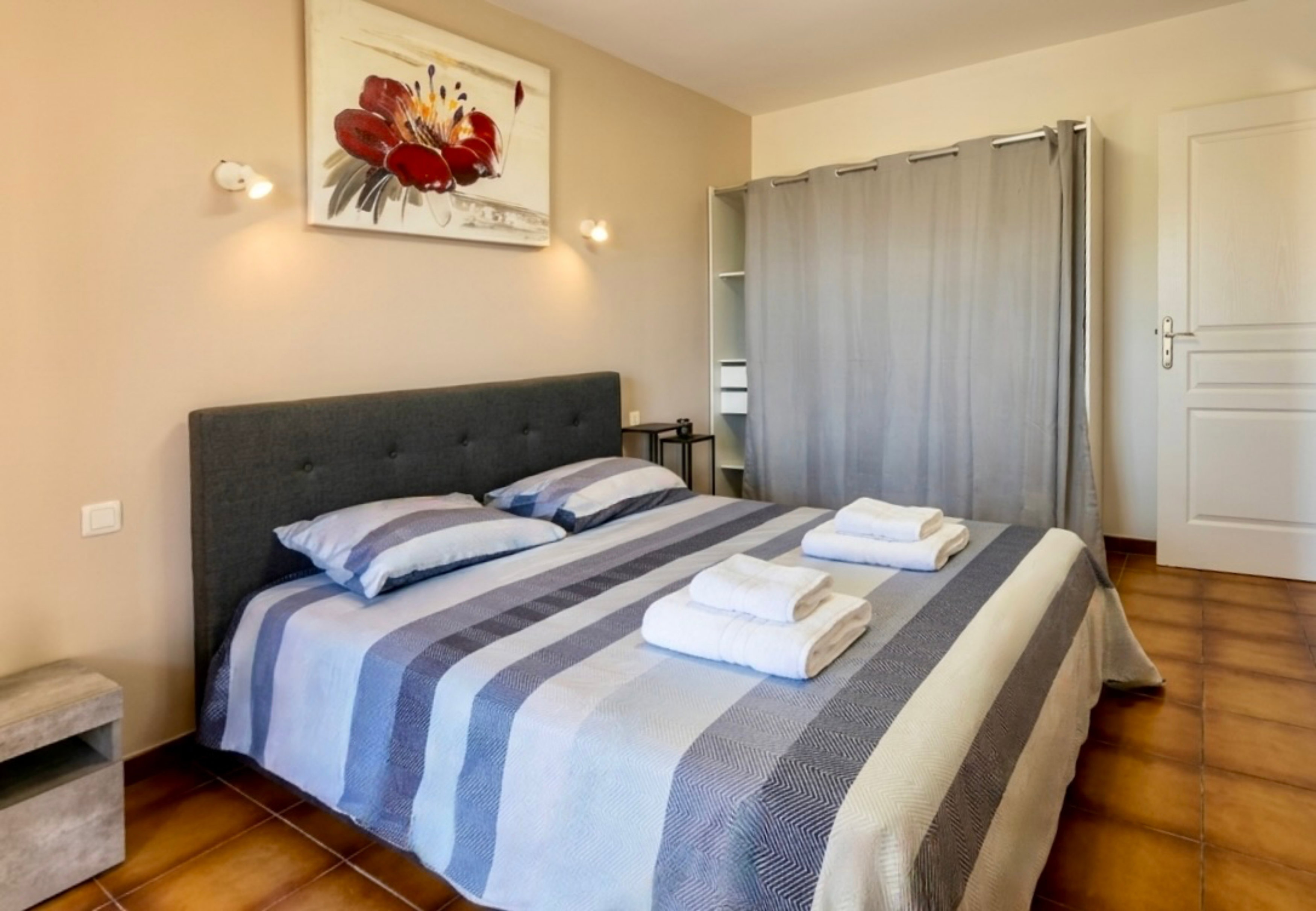 CASA-Sebastien villa climatisee piscine jacuzzi
