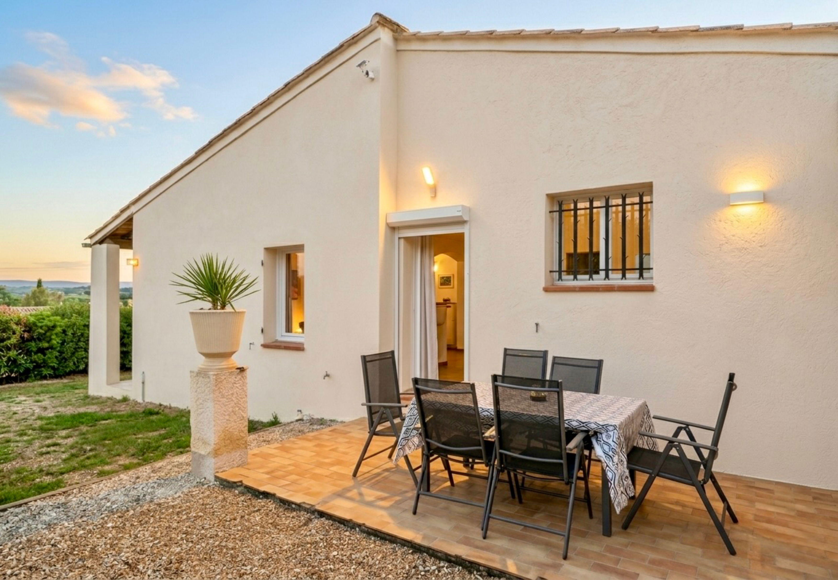 CASA-Sebastien villa provençale piscine jacuzzi