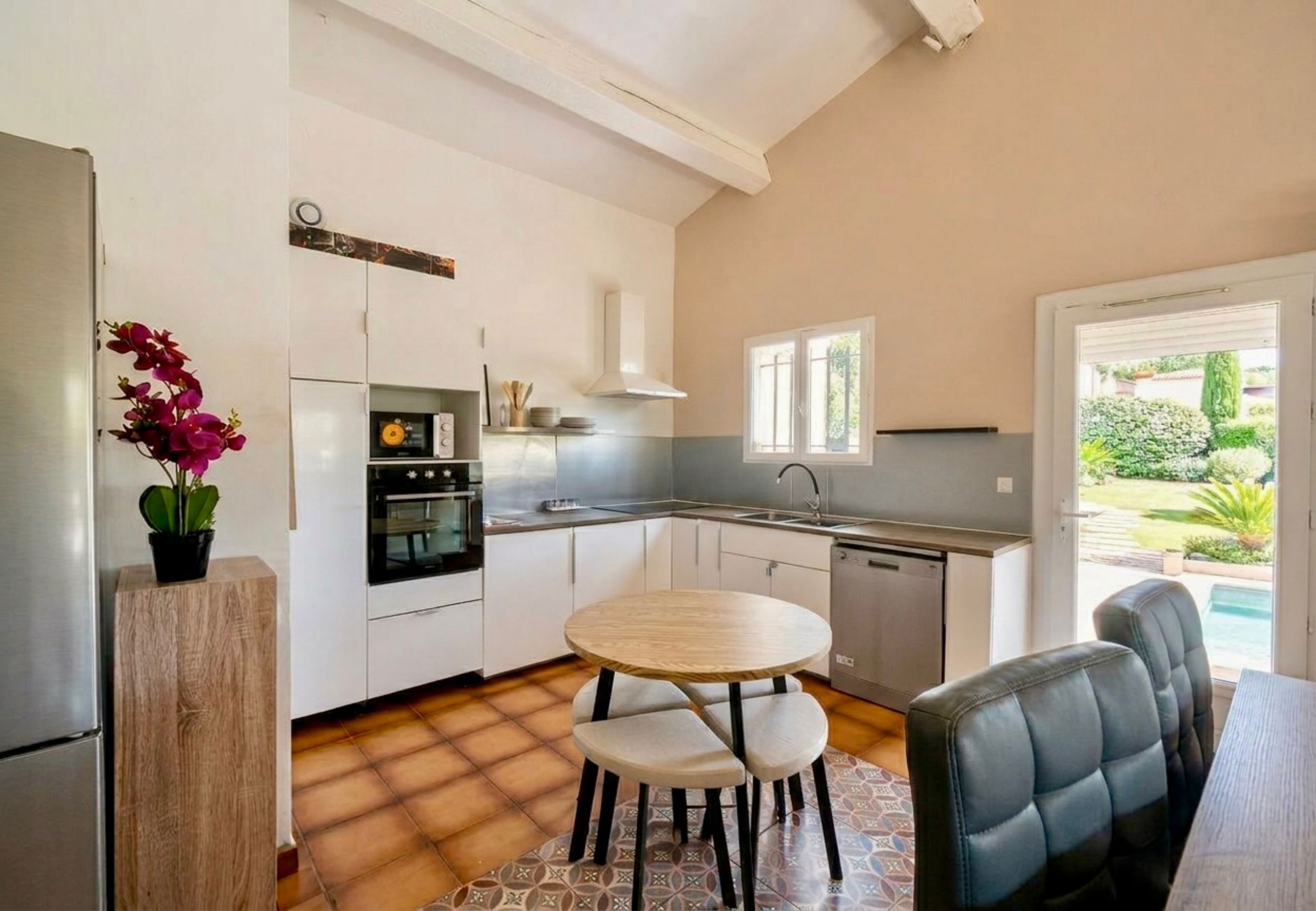 CASA-Sebastien villa provençale piscine jacuzzi