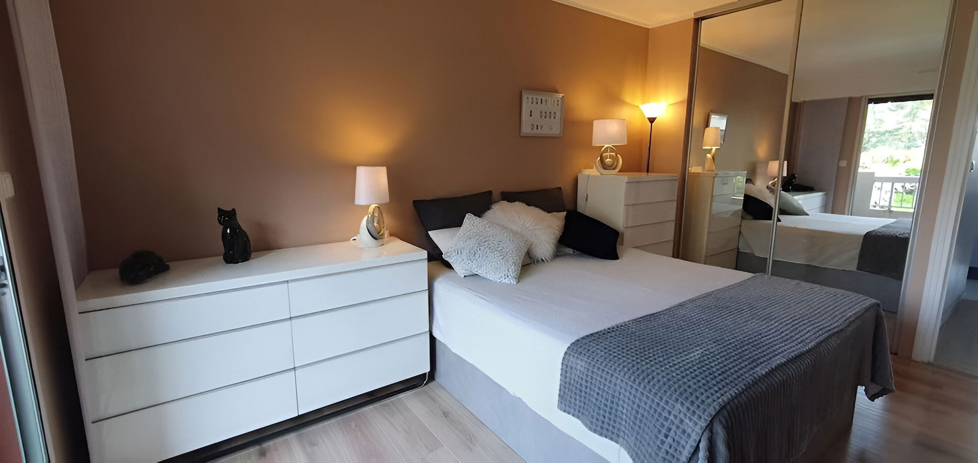 CASA-Martine vue sur mer et parking privé