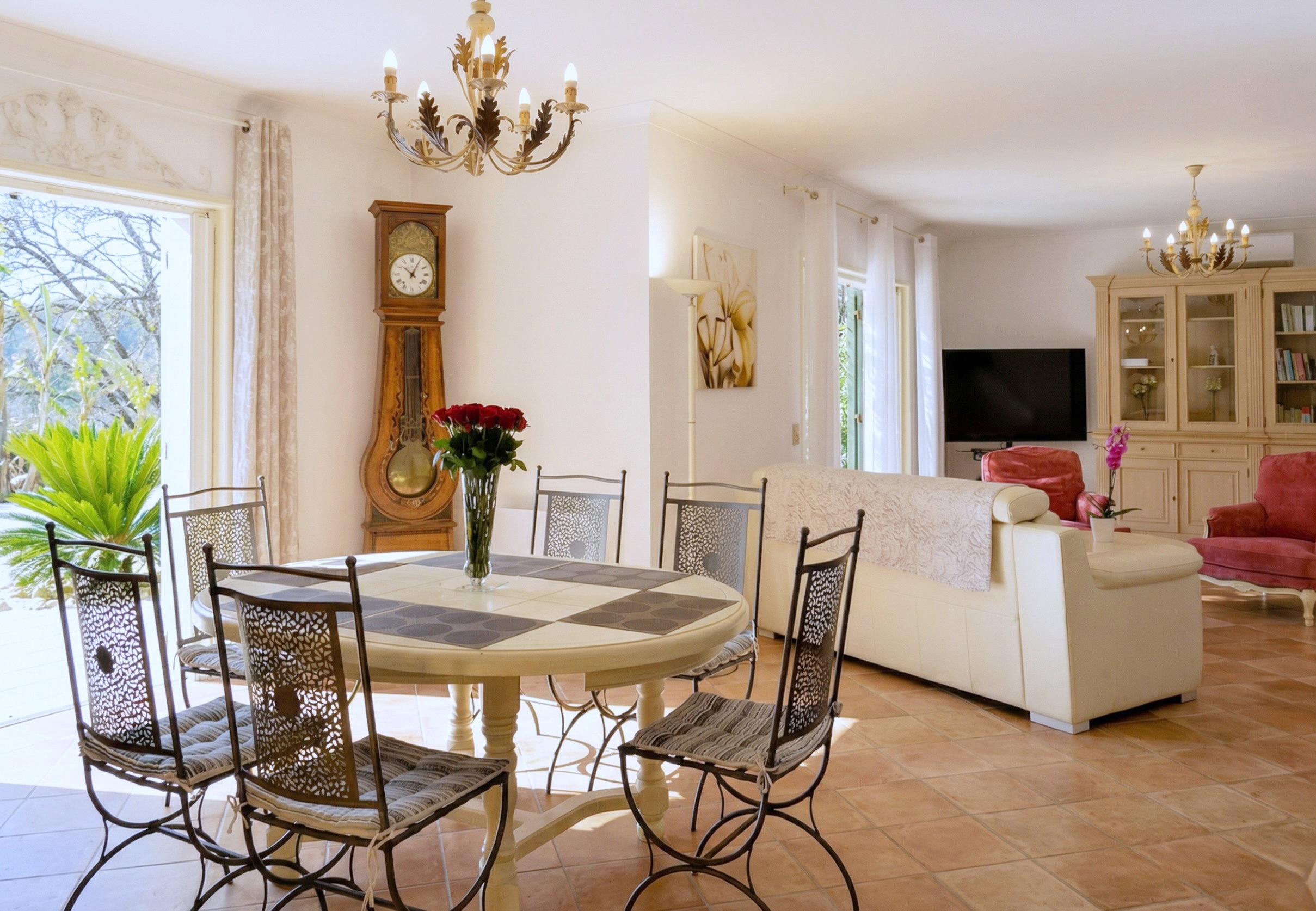 CASA-Noel Belle maison piscine Saint-Paul de Vence