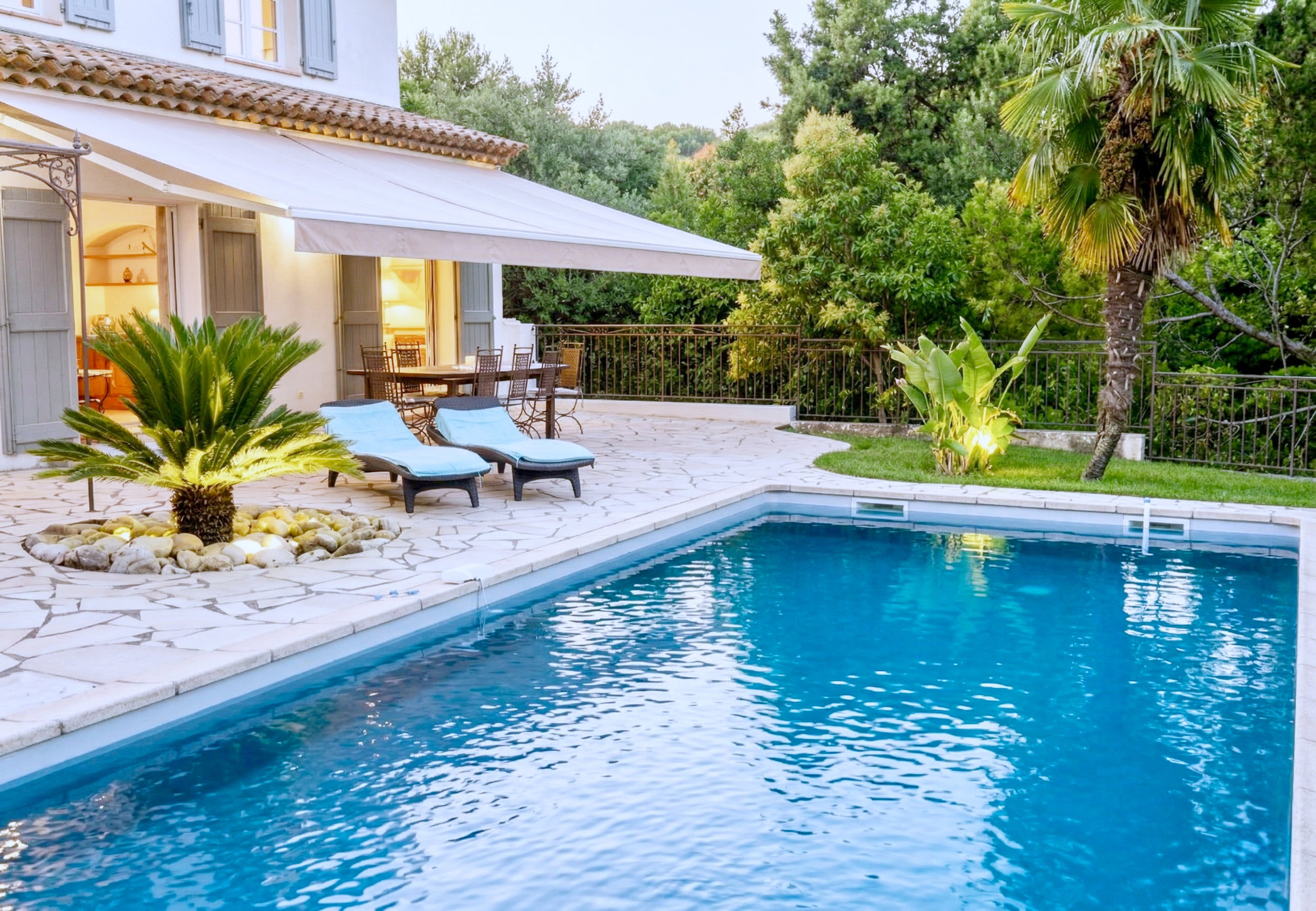 CASA-Noel Belle maison piscine Saint-Paul de Vence