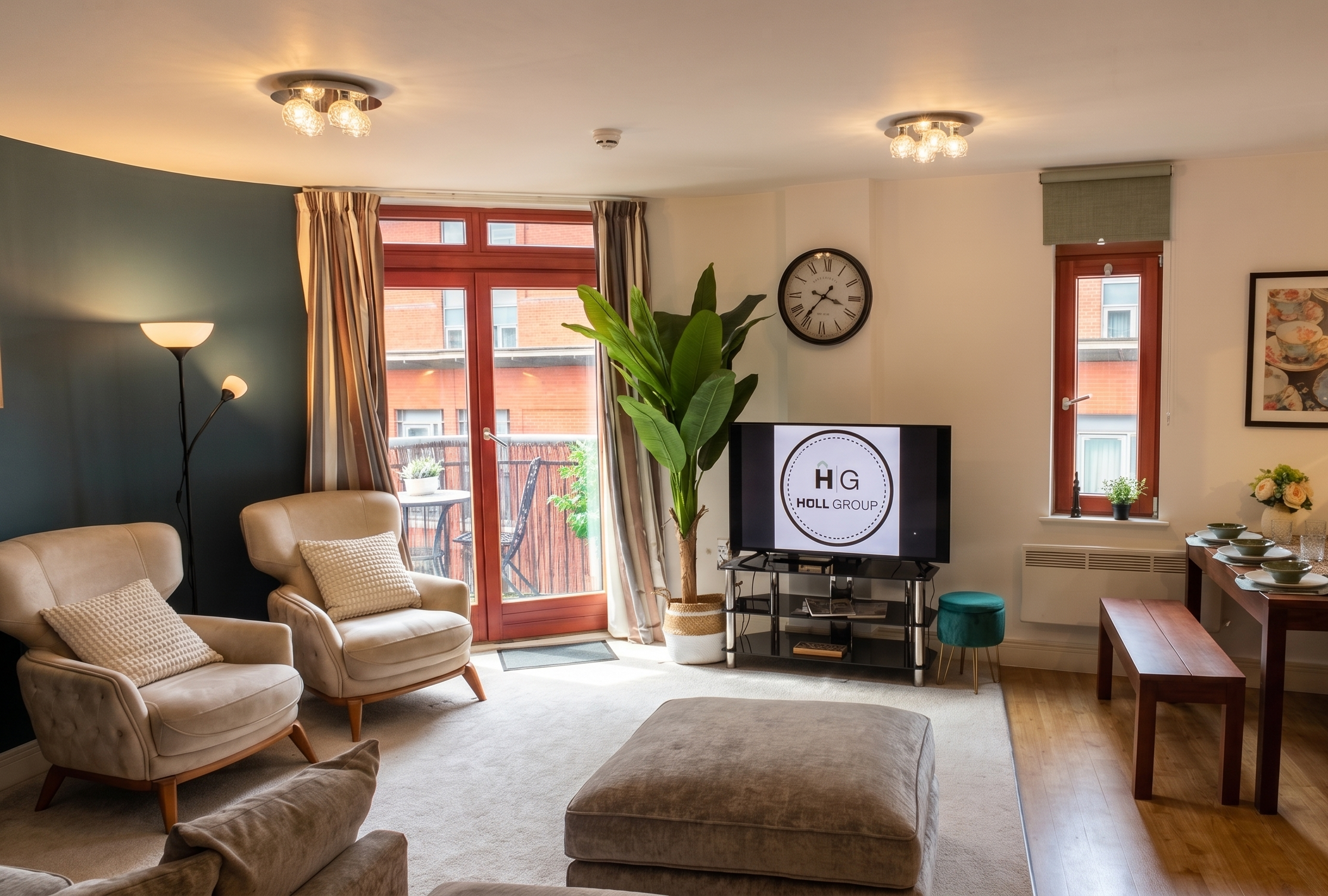 B1 Executive Stay | Parking, Workspace & 2 Bathrooms