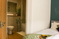 B1 Executive Stay | Parking, Workspace & 2 Bathrooms