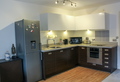 B1 Executive Stay | Parking, Workspace & 2 Bathrooms