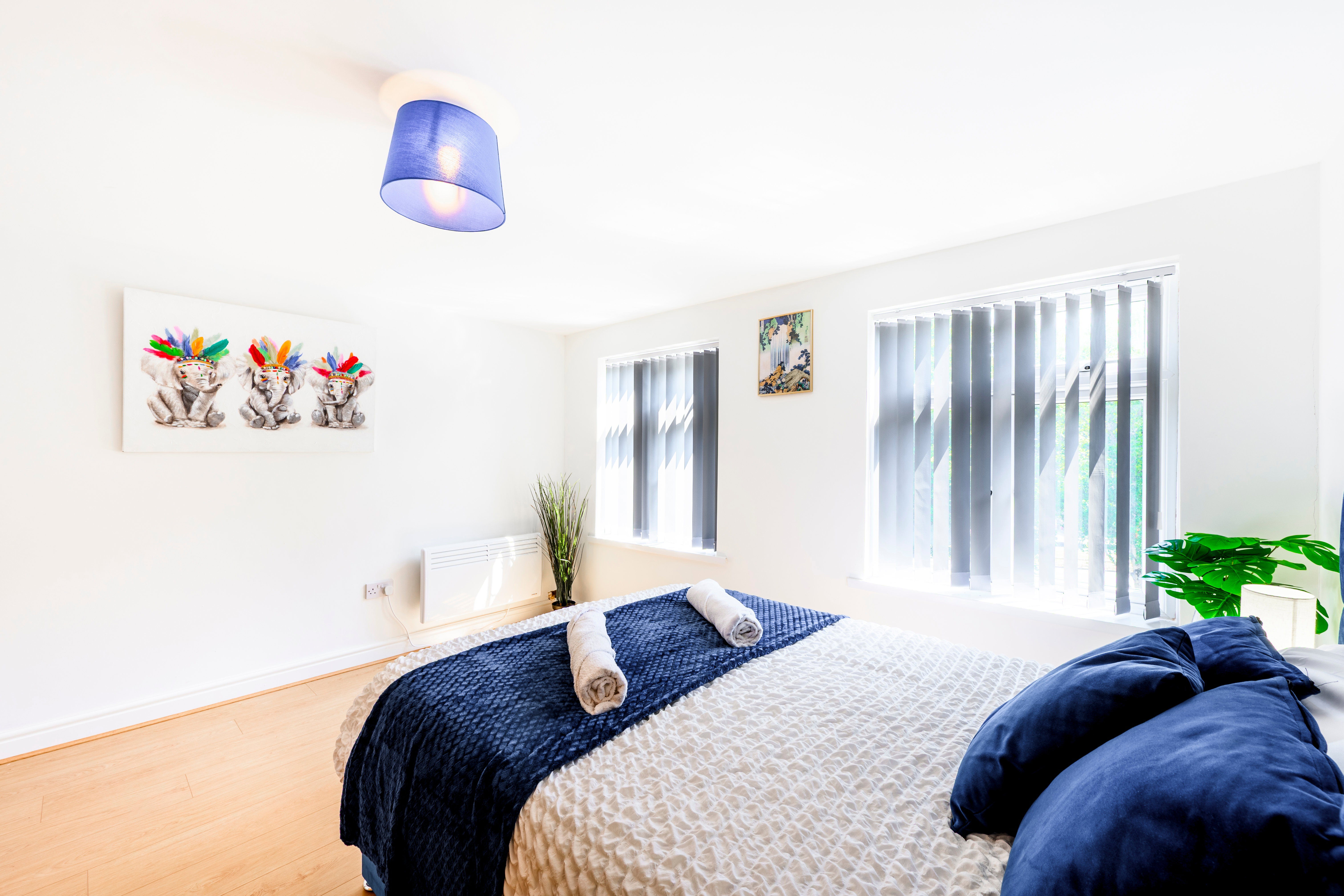 Big 5-Bed Quinton House — Sleeps 14, Ideal for Contractors