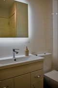 Stylish 2-Bed Apt · Canals & Brindleyplace · Free Parking · Sleeps 6