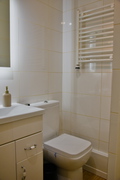 Stylish 2-Bed Apt · Canals & Brindleyplace · Free Parking · Sleeps 6