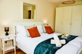 Stylish 2-Bed Apt · Canals & Brindleyplace · Free Parking · Sleeps 6
