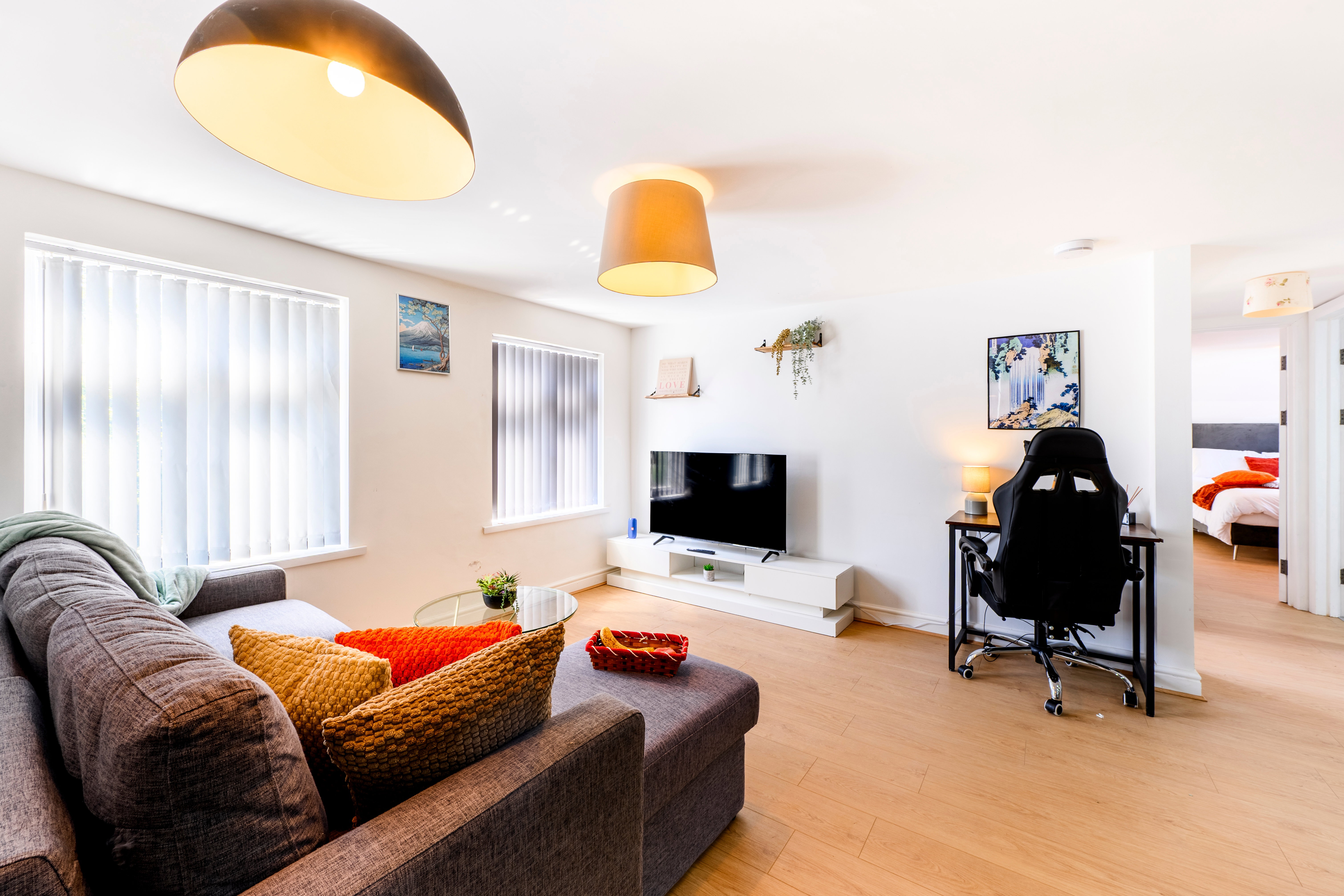 2ndFloorQuinton, Birmingham–Sleeps 7, High St 3min Walk, A-Roads, Free Parking
