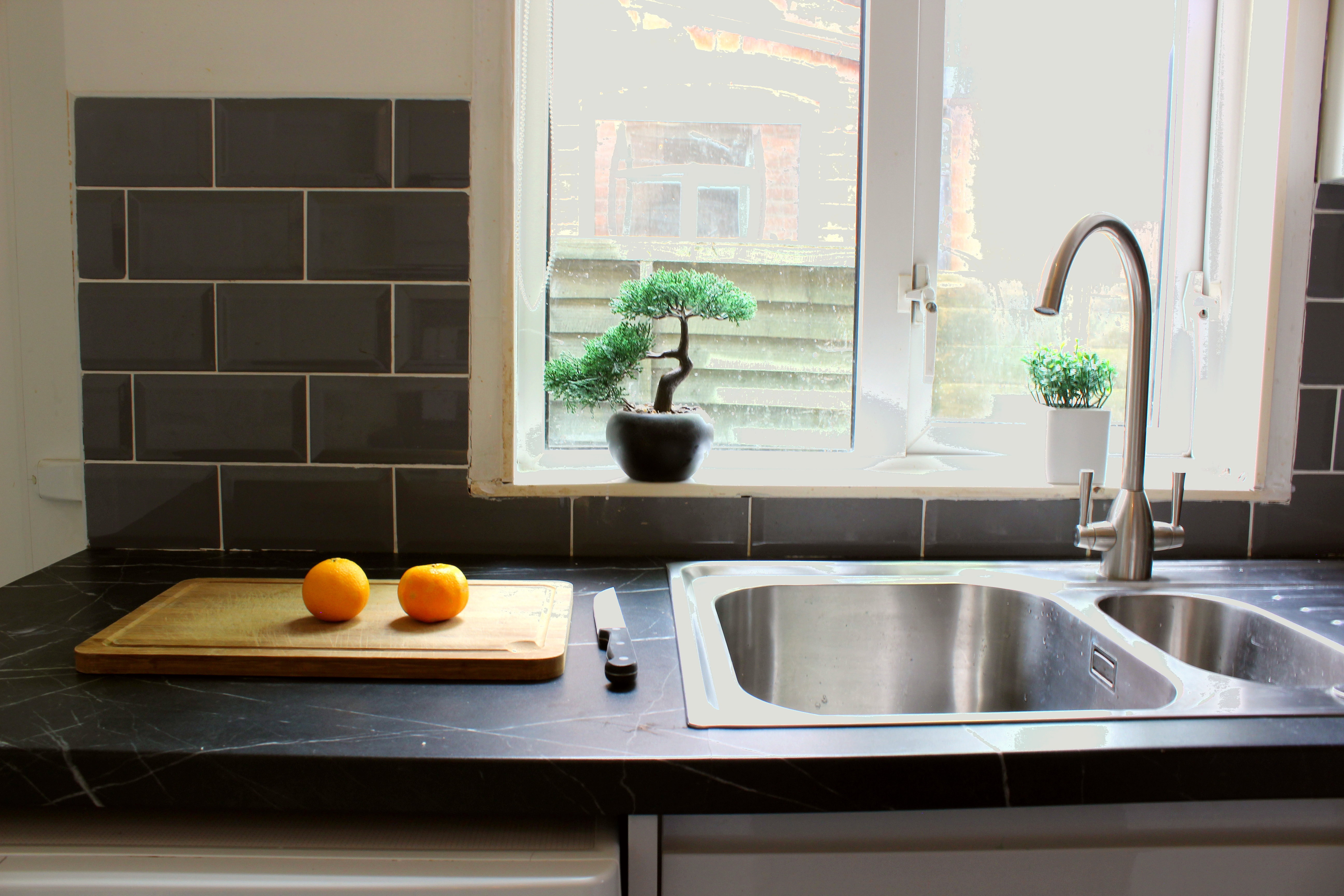 Spacious Renovated 3-Bed Home in Bearwood | Free Parking | Near Hospitals