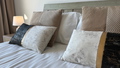 roomsBed