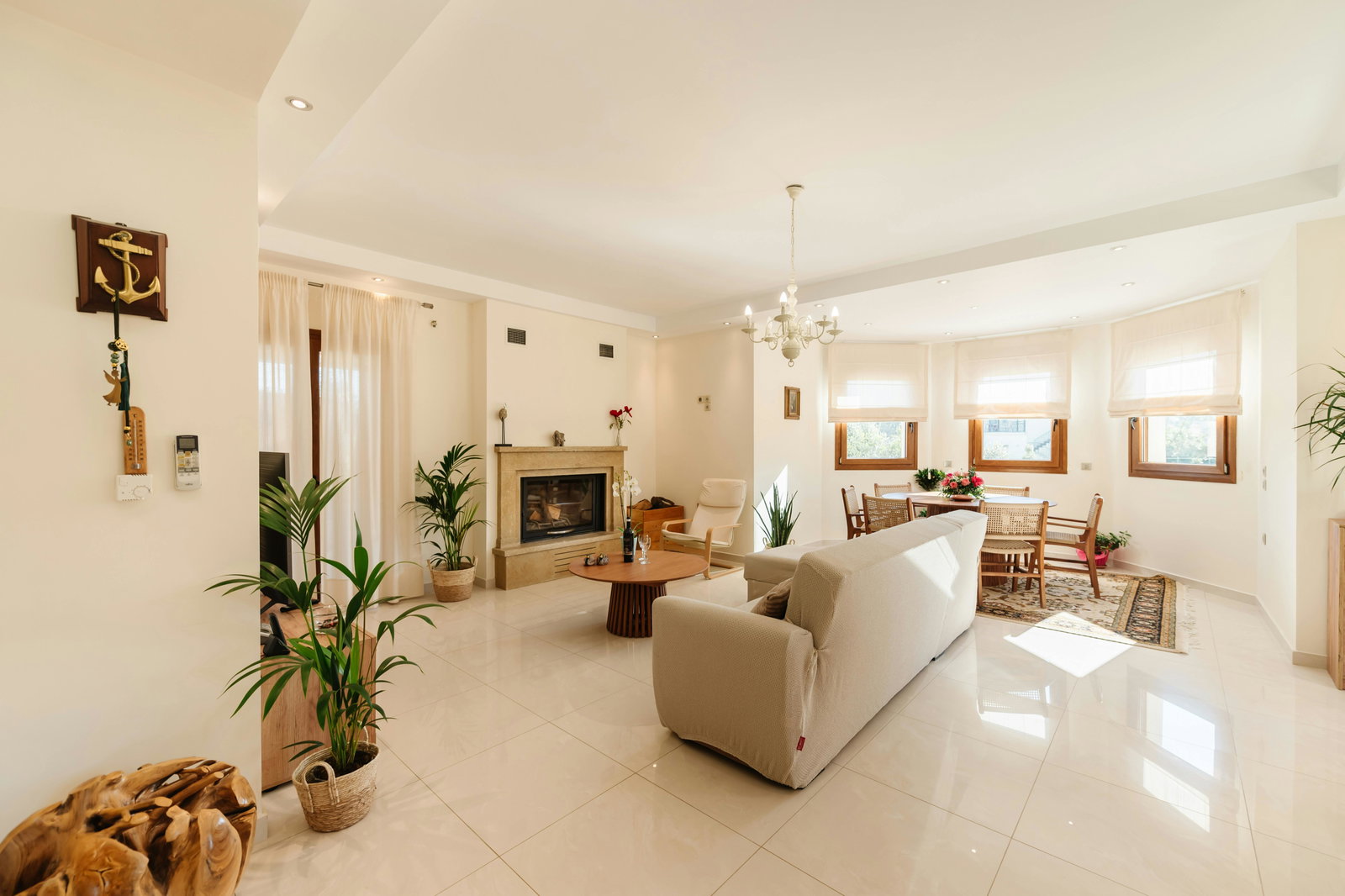 Spacious Living Room: A bright and welcoming living area with tasteful decor, ideal for family moments.