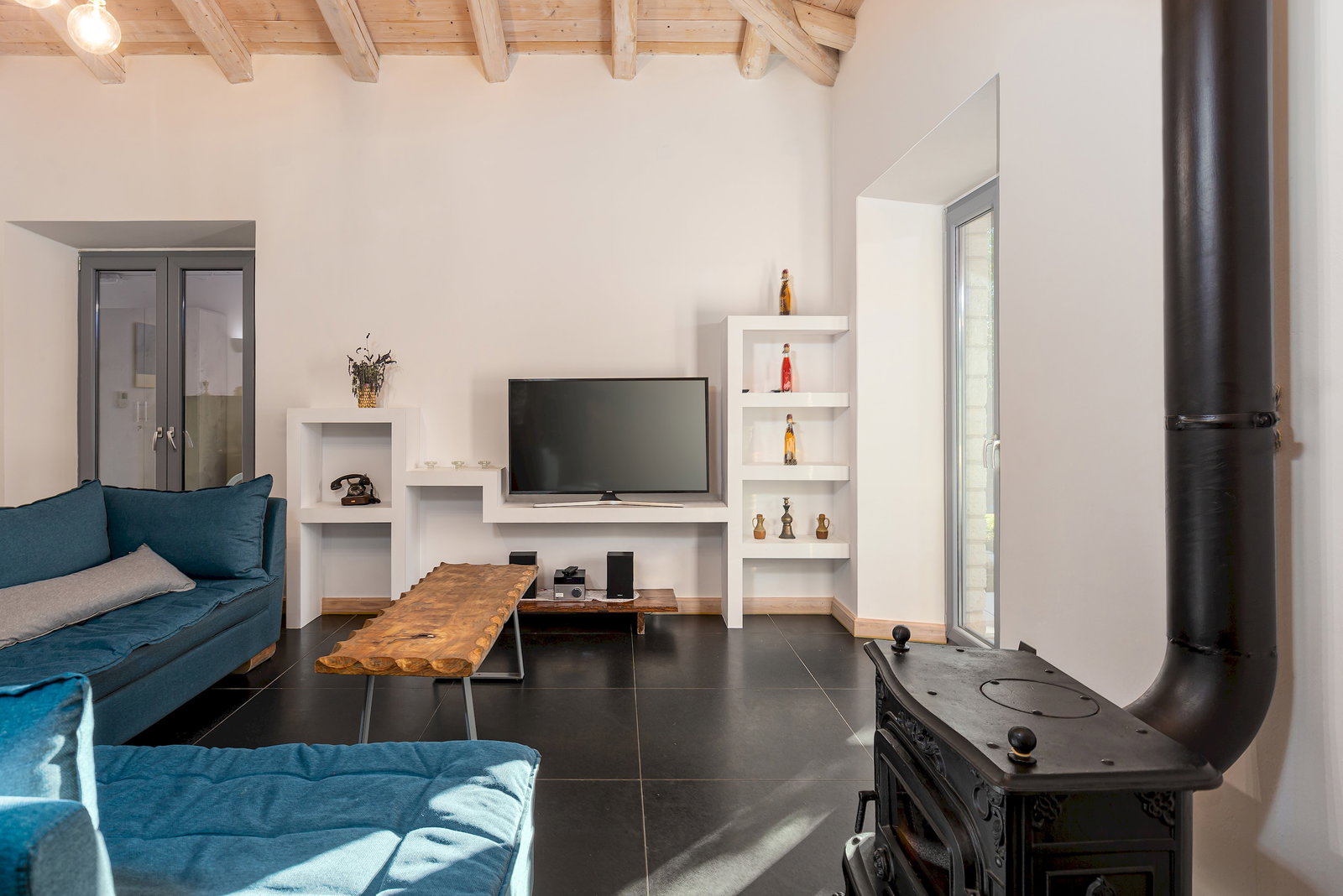 Villa Dafni ★ private pool - country views - BBQ